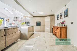 Photo 40- click for photo gallery